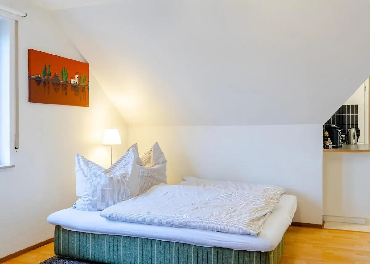 Stayin Apartment Near Stuttgart Steinenbronn
